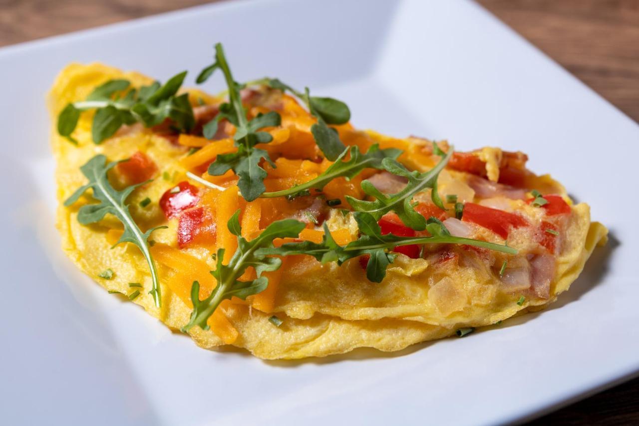 Hyatt Place Jaipur Malviya Nagar Kültér fotó An omelette